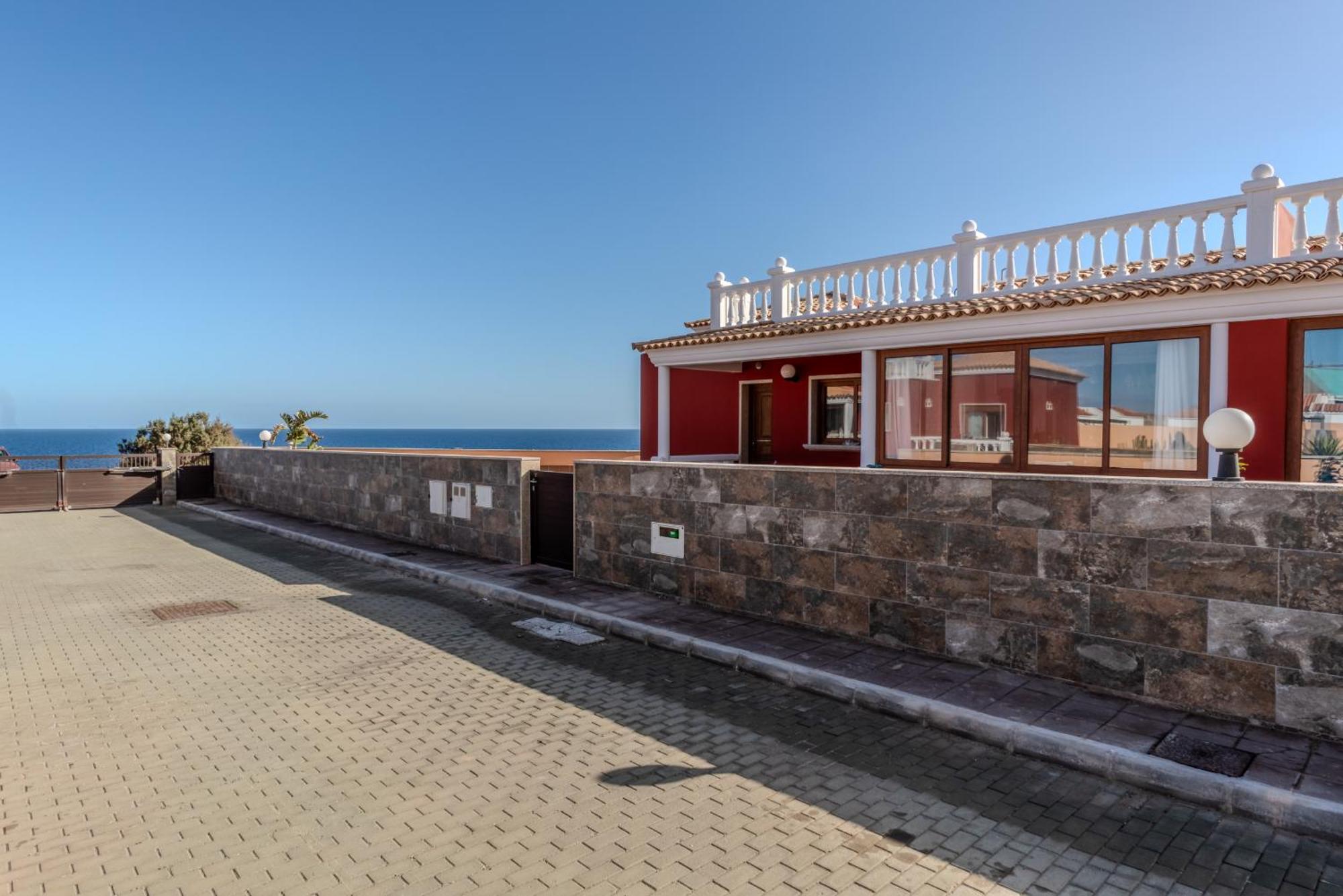 Villa Oceana - Cliffside Retreat Costa De Antigua Exterior photo