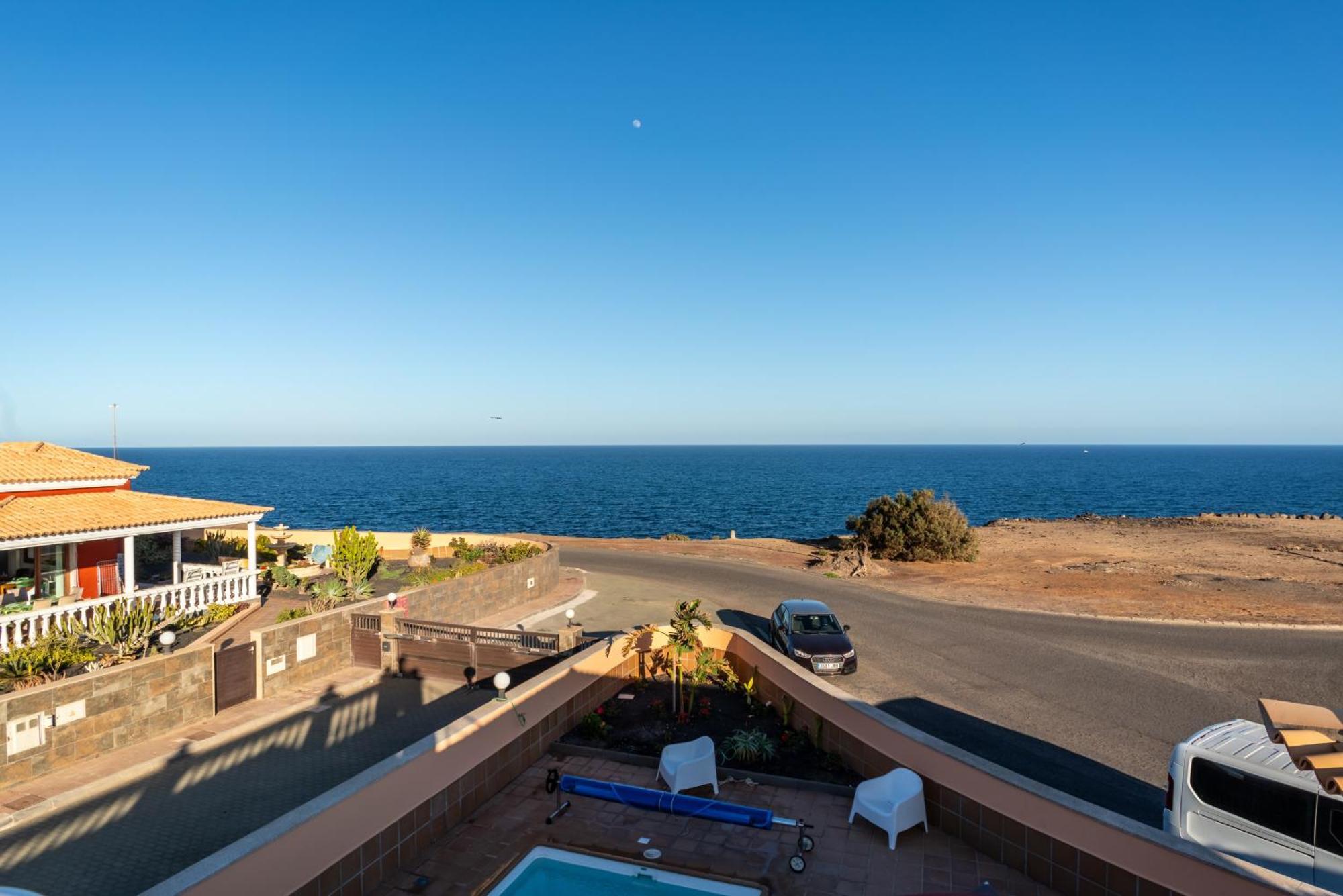 Villa Oceana - Cliffside Retreat Costa De Antigua Exterior photo